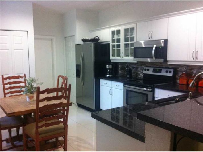 2118 HACIENDA TE # 2118, Fort Lauderdale, FL 33327