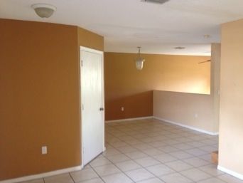 8984 NW 53rd Ct, Fort Lauderdale, FL 33351