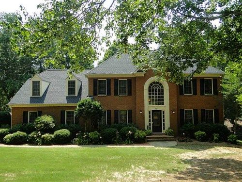 923 Forest Pond Drive, Marietta, GA 30068