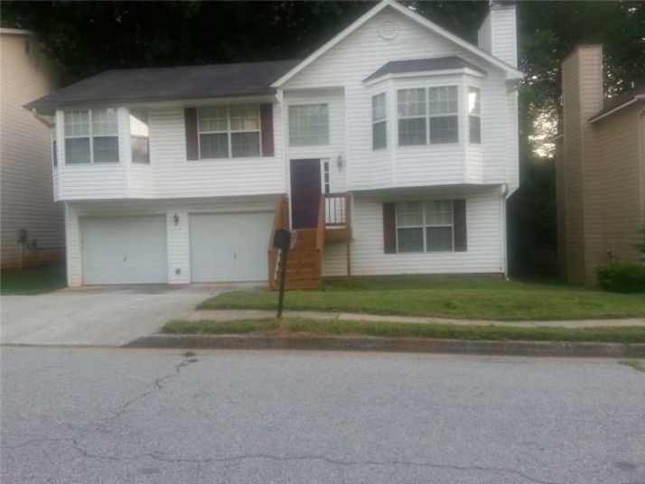724 Guide Post Lane, Stone Mountain, GA 30088
