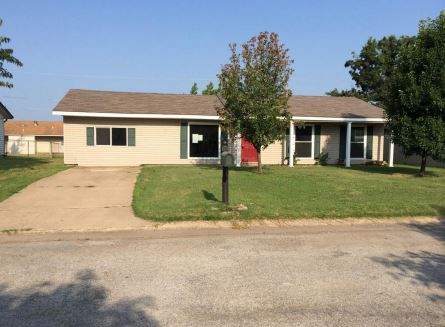 703n Bell St, Vinita, OK 74301