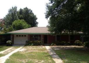 2312 Middlecoff Dr, Gulfport, MS 39507