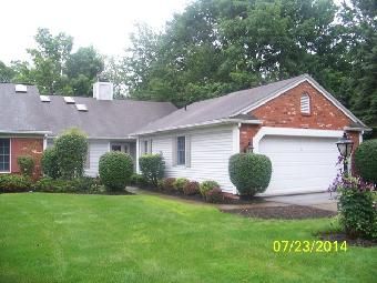 10270 Hoose Rd #10, Mentor, OH 44060