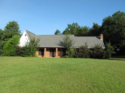 1088 Deer Creek Lane, Summit, MS 39666