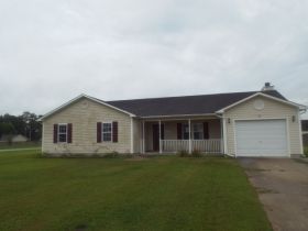 201 Dame Ct, Hubert, NC 28539