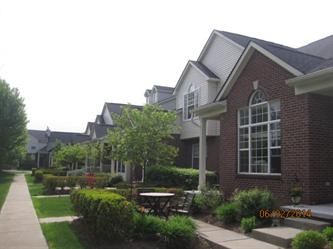 27204 Chantel Drive #244, Walled Lake, MI 48390