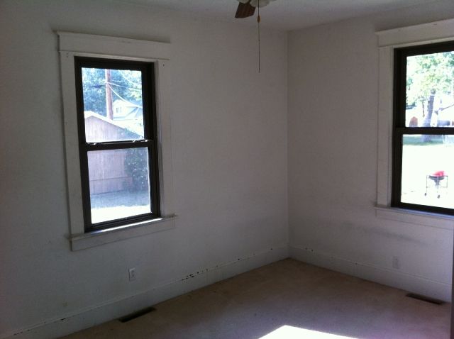 105 N 5th St, Dupo, IL 62239