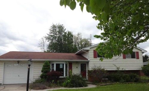 1768 Elmwood Drive, Defiance, OH 43512