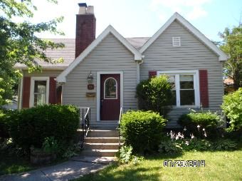 54 172nd St, Hammond, IN 46324
