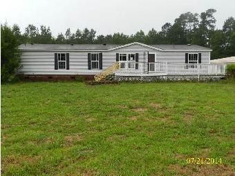 86 Melody Lane, Burgaw, NC 28425