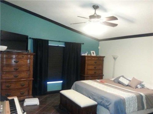 18764 NW 24 PL, Hollywood, FL 33029