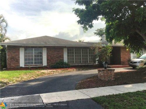 7461 SW 15TH ST, Fort Lauderdale, FL 33317
