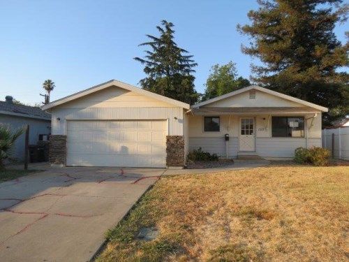 159 Stone Way, Woodland, CA 95695