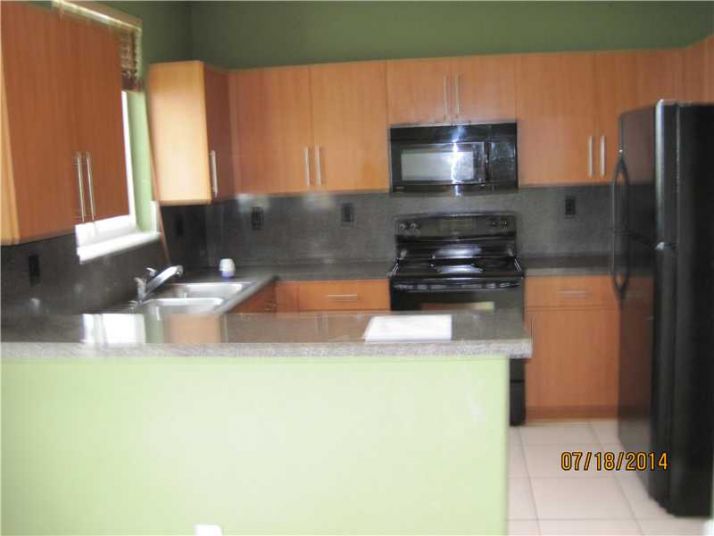 2498 SE 12 CT # 414, Homestead, FL 33035