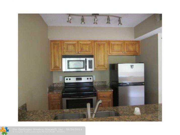 5686 Rock Island Rd # 133, Fort Lauderdale, FL 33319