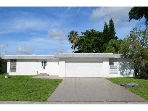 6306 NW 74 AV, Fort Lauderdale, FL 33321