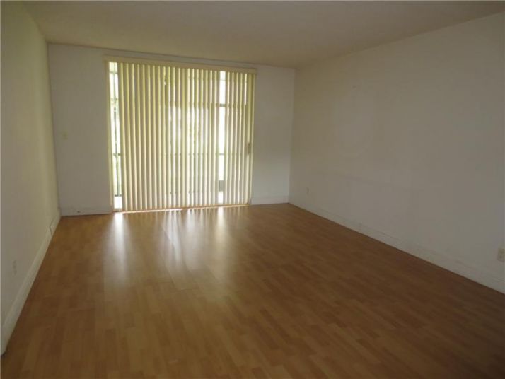 6090 NW 64TH AV # 105, Fort Lauderdale, FL 33319