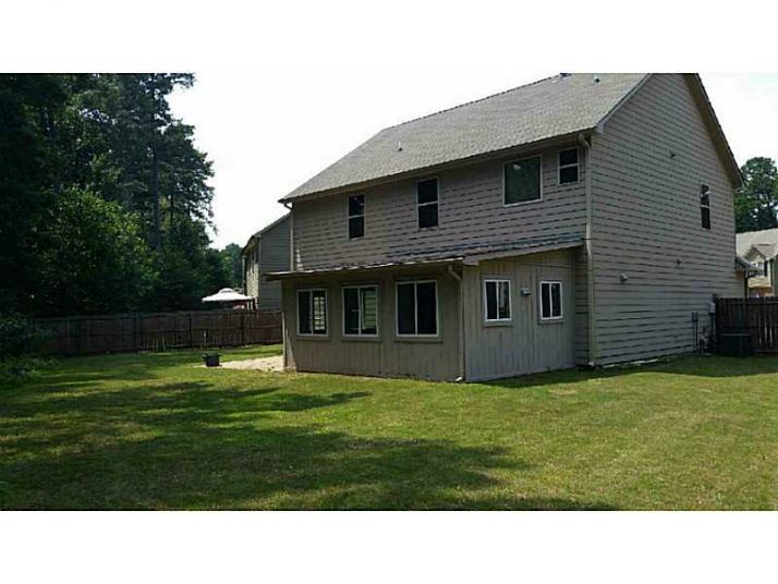 766 Oakland Falls Court, Lawrenceville, GA 30044