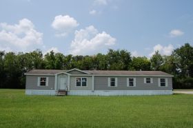 1075 Poydras Pl, Breaux Bridge, LA 70517