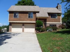 1702 Penwood Dr, Knoxville, TN 37922