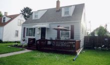 3527 N 99th St Milwaukee, WI 53222