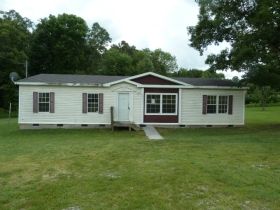 2279 Walnut St, White Pine, TN 37890