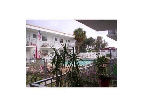 1720 CLEVELAND ST # 202E, Hollywood, FL 33020