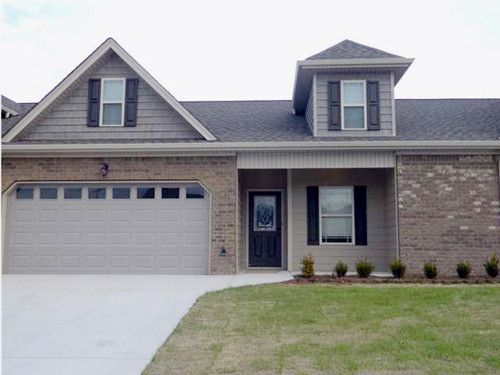 60 SOUTHSHORE DR, Fort Oglethorpe, GA 30742