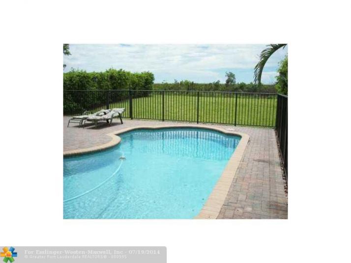 6529 NW 128TH WY, Pompano Beach, FL 33076