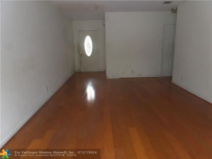 5487 NW 95TH AVE, Fort Lauderdale, FL 33351