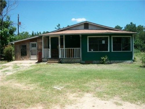 600 Ash St, Blossom, TX 75416