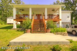1745 N Lazy Lane, Palmer, AK 99645