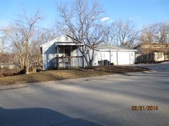 131 Garfield Street, Bonner Springs, KS 66012