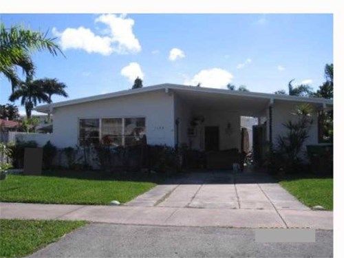 1106 NE 7 ST, Hallandale, FL 33009