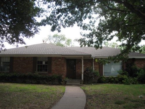 442 Summit Dr, Richardson, TX 75081