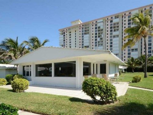 1100 S OCEAN BL # 9D, Pompano Beach, FL 33062