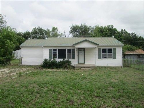 912 W 13th St, Ada, OK 74820