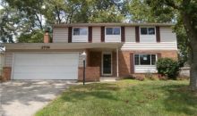 2738 Parlin Drive Grove City, OH 43123