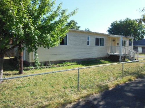 600 W Ash Street, Lebanon, OR 97355