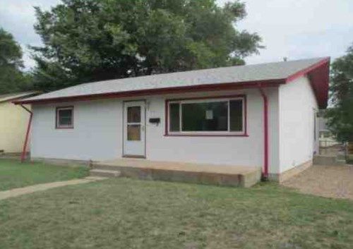 525 Collins Ave, Pueblo, CO 81005