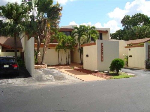 10581 SW 77 TE, Miami, FL 33173