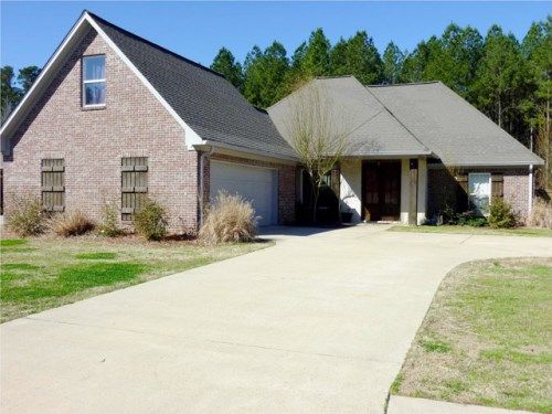 124 Addison Way, Canton, MS 39046