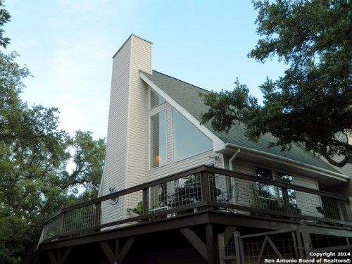 471 Edge Hill Dr, Canyon Lake, TX 78133