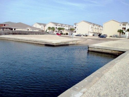 15638 Finistere St, Hostetter, PA 15638