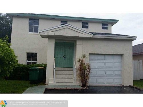 5961 WOODLAND POINT DR, Fort Lauderdale, FL 33319