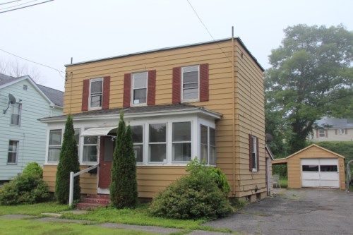 26 Pembroke Ave, Pittsfield, MA 01201