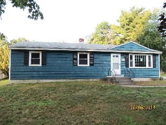 36 Greeley St, Hudson, NH 03051