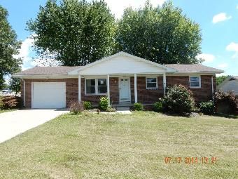 3106 Leslie Dr, Jasper, IN 47546