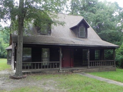 307 Haskew Dr, Mexia, AL 36458