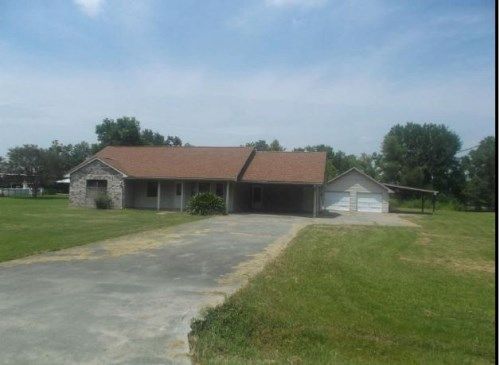 57860 Comeaux Dr, Plaquemine, LA 70764